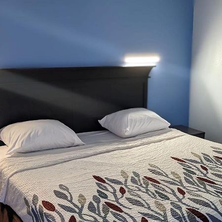 Budget Inn Alexandria Bagian luar foto