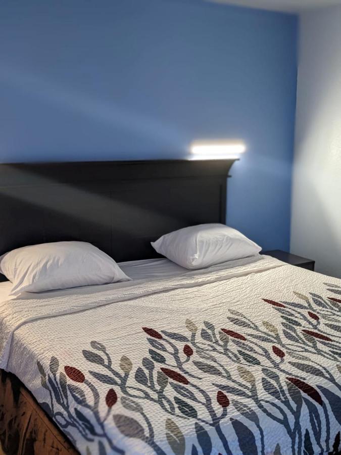 Budget Inn Alexandria Bagian luar foto